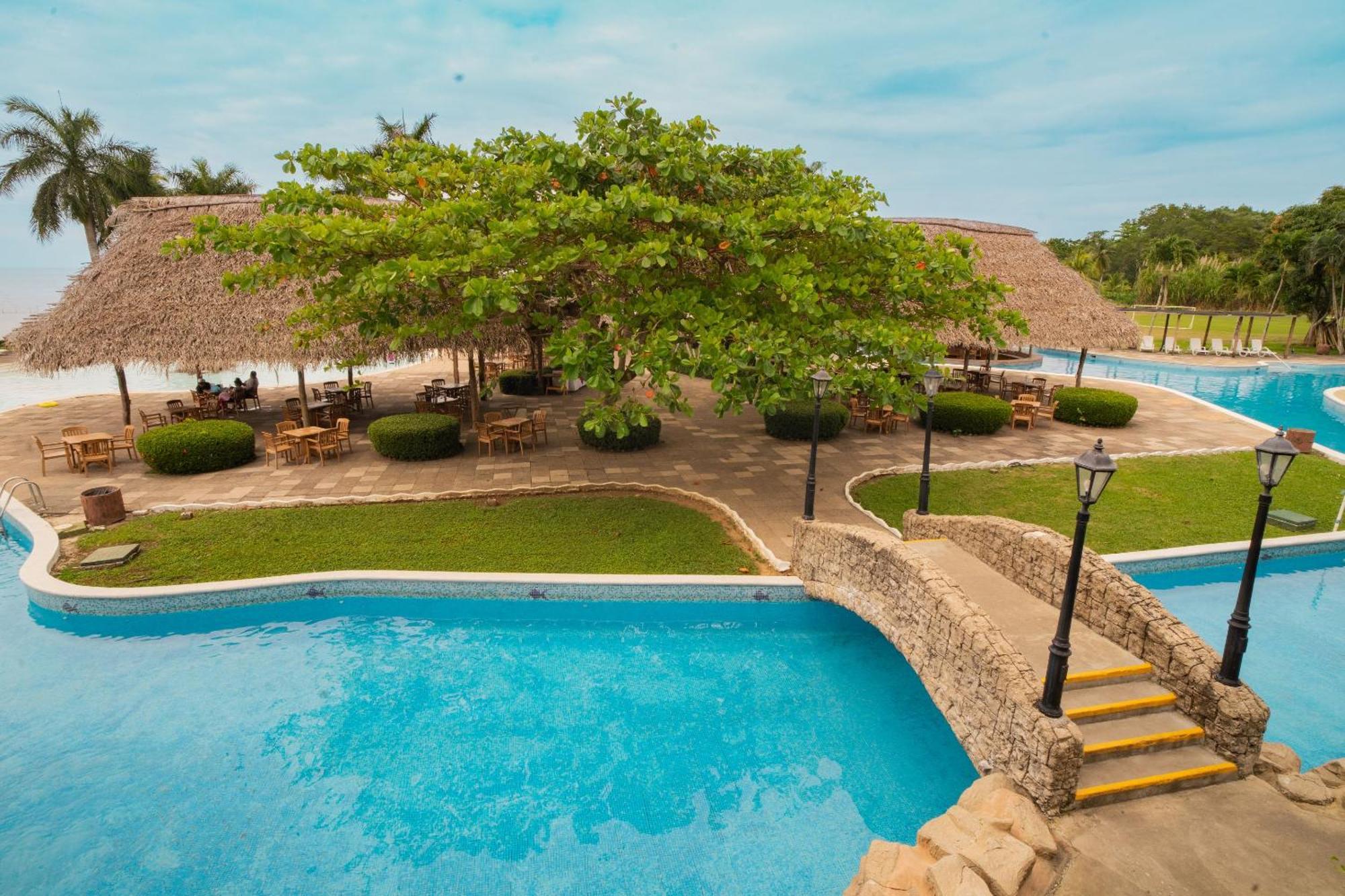 Amatique Bay Hotel Puerto Barrios Exteriör bild